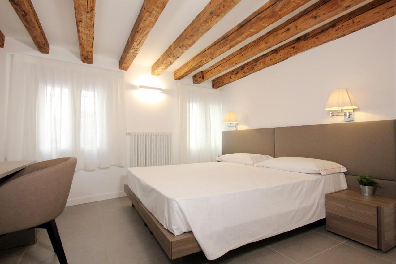 Degli Artisti Apartament